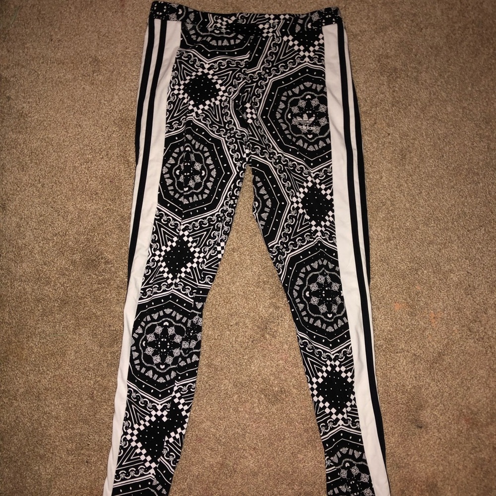 Adidas Leggings & Sweatshirt set